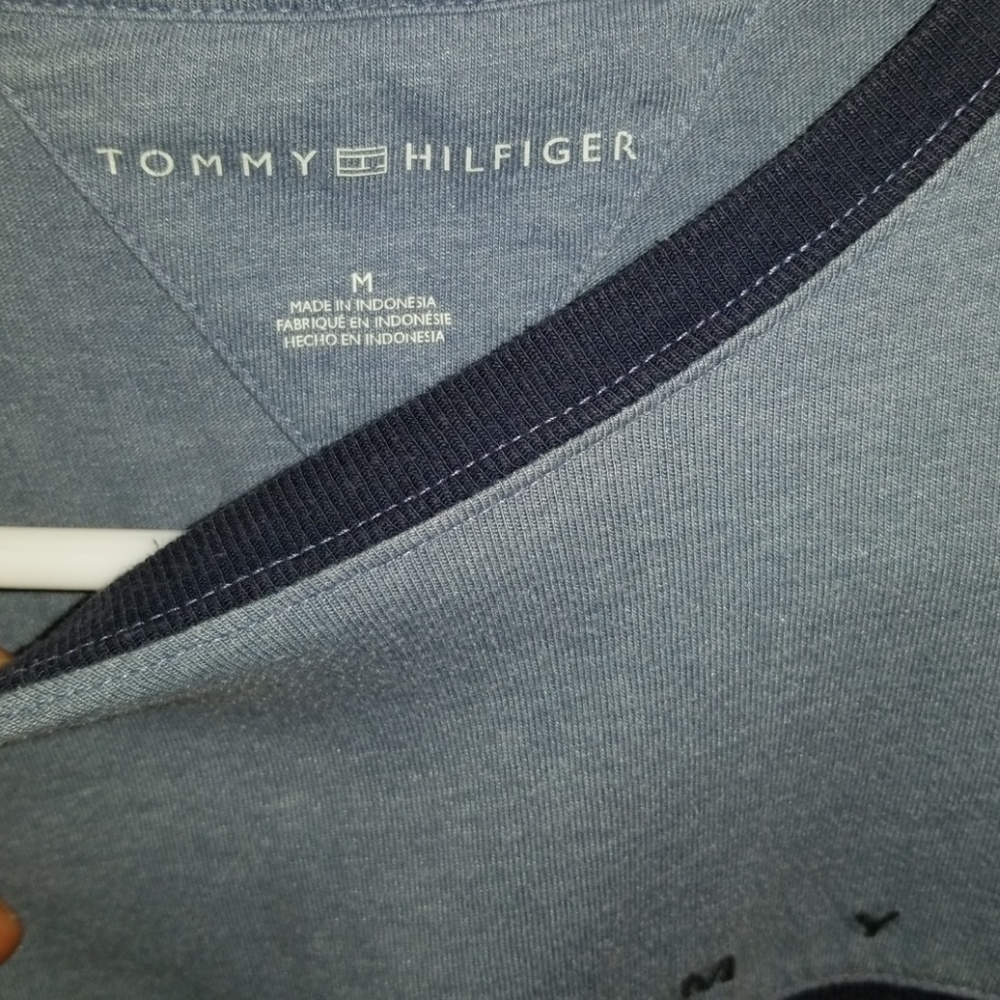 Tommy Hilfiger Shirt - Picture 3 of 3